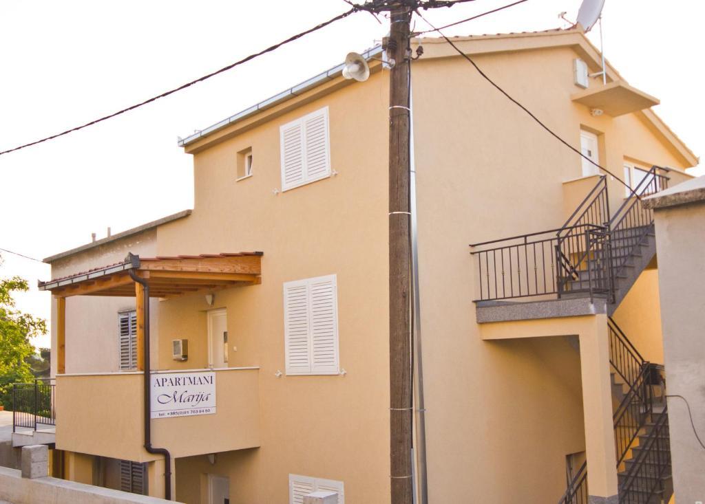 Apartments Maria Trogir Eksteriør bilde